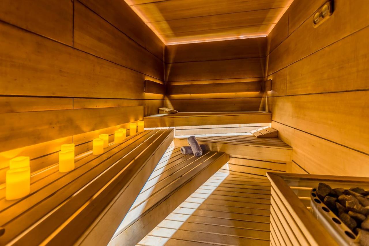 阿尔特水疗公园酒店 韦林格勒 外观 照片 The interior of the staircase