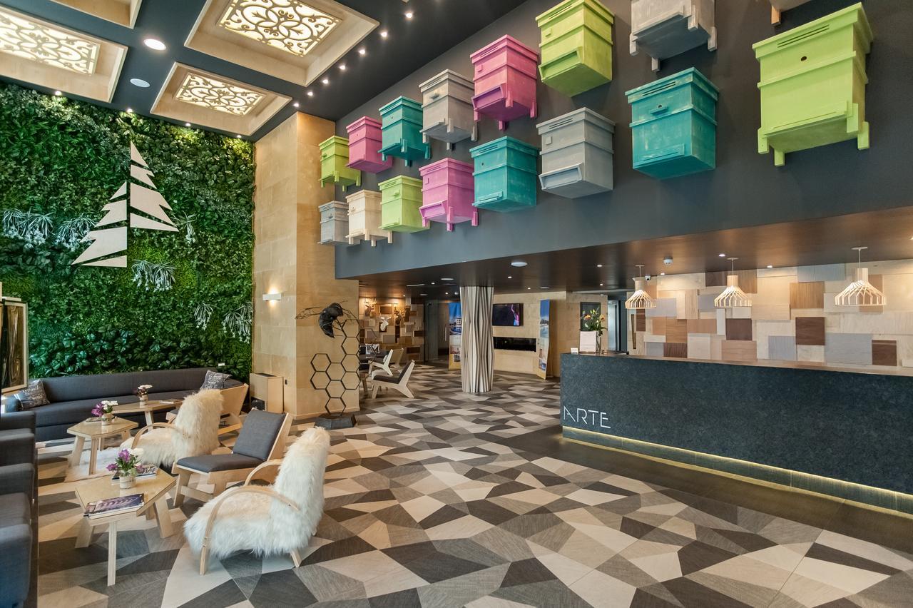 阿尔特水疗公园酒店 韦林格勒 外观 照片 The lobby of the hotel