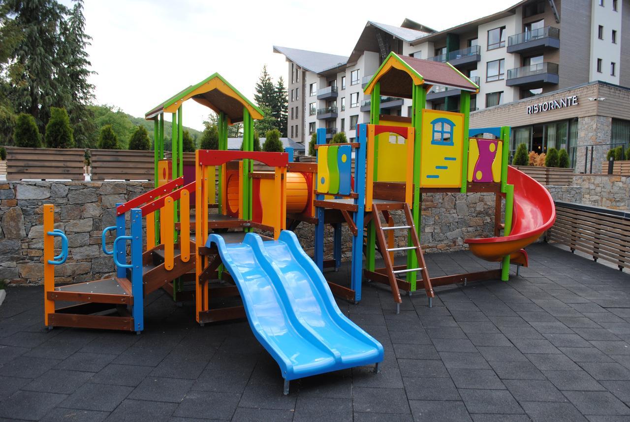 阿尔特水疗公园酒店 韦林格勒 外观 照片 Playground in Poland